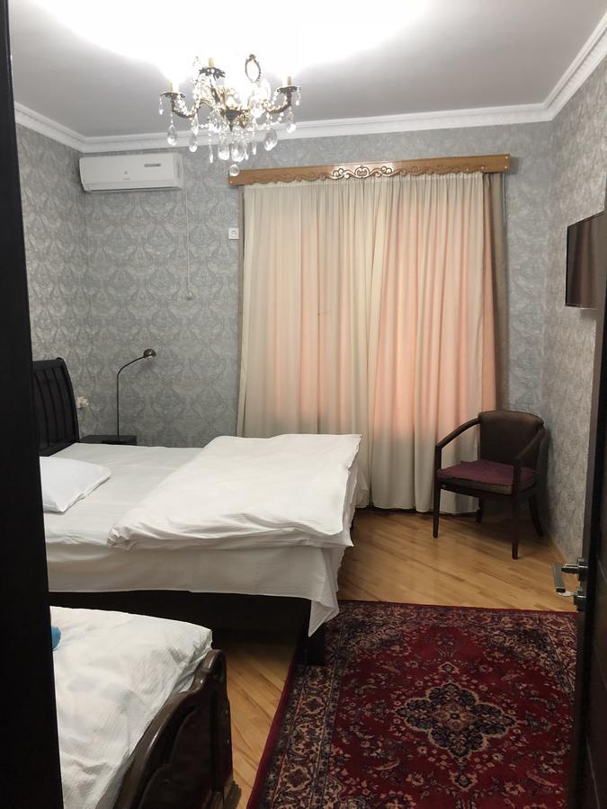 Guest House Tasunia 쿠타이시 외부 사진