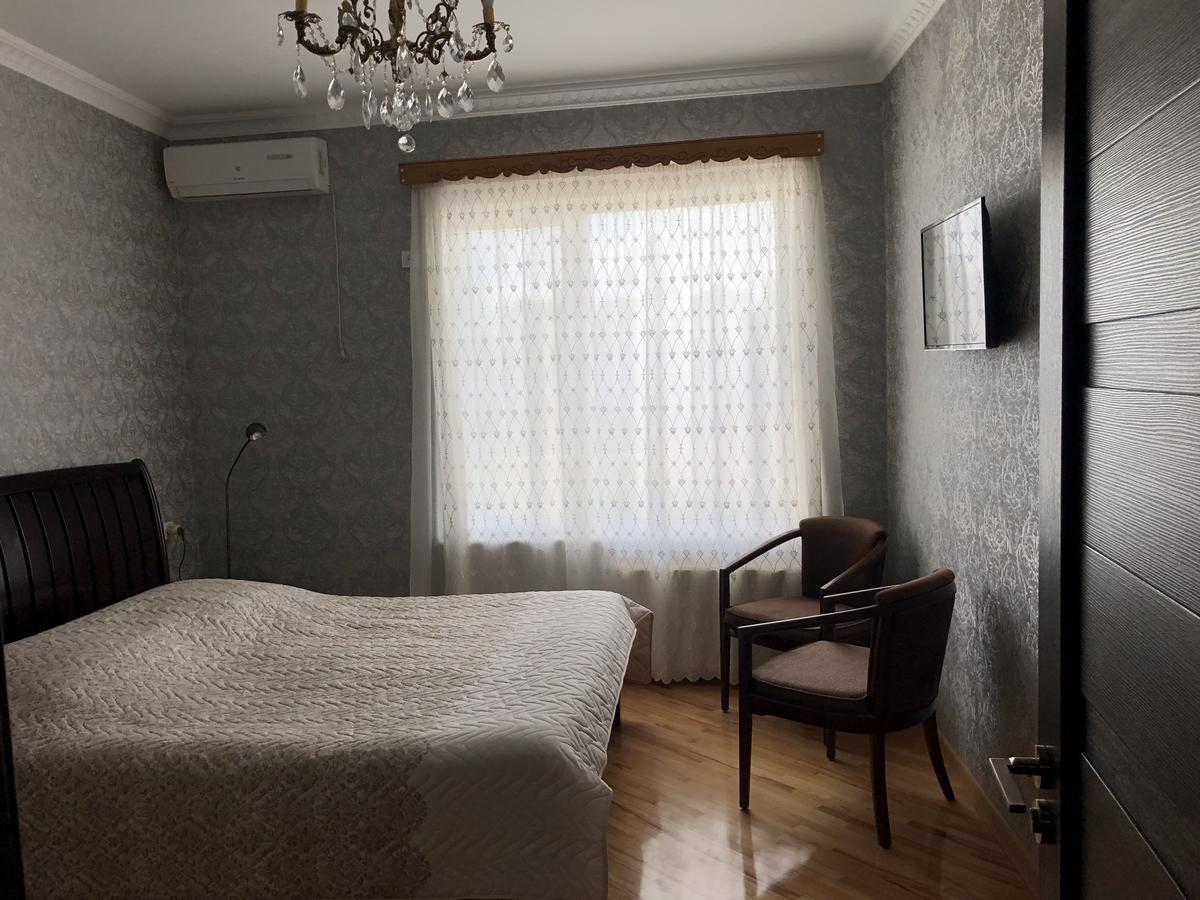 Guest House Tasunia 쿠타이시 외부 사진